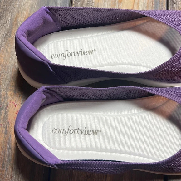 CV Sport Laney Slip On Sneaker. 8.5 W - Picture 7 of 7